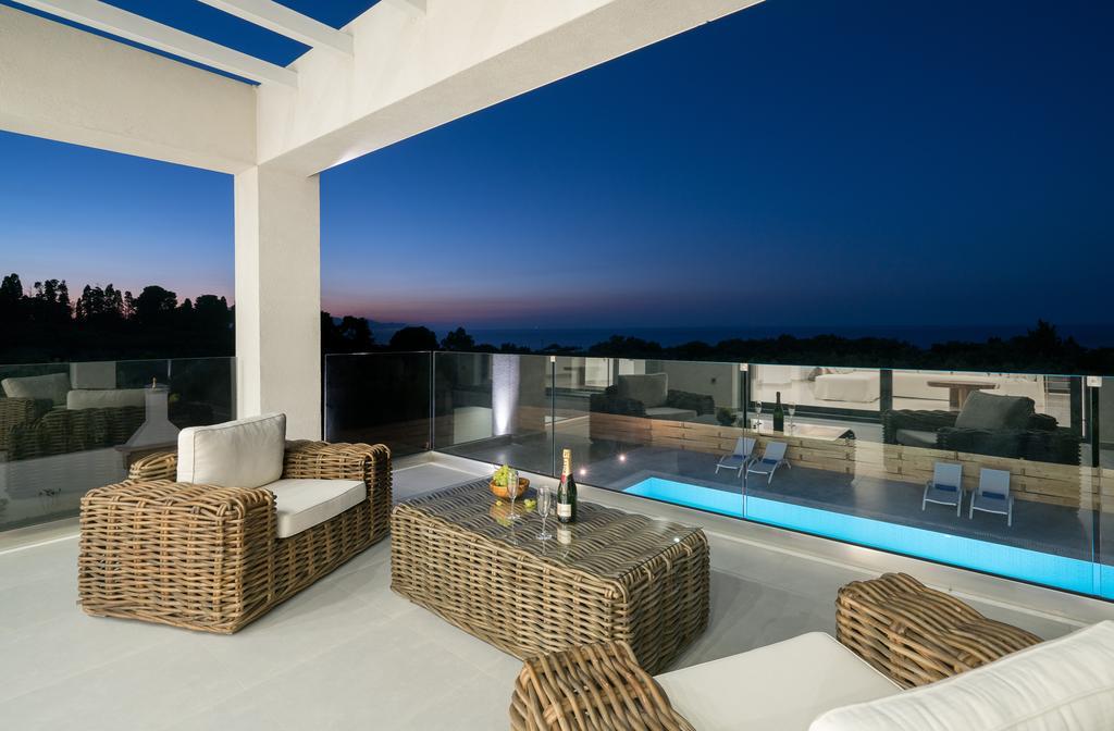 Bianca Luxury Villa - Private Heated Pool Akrotiri  Buitenkant foto